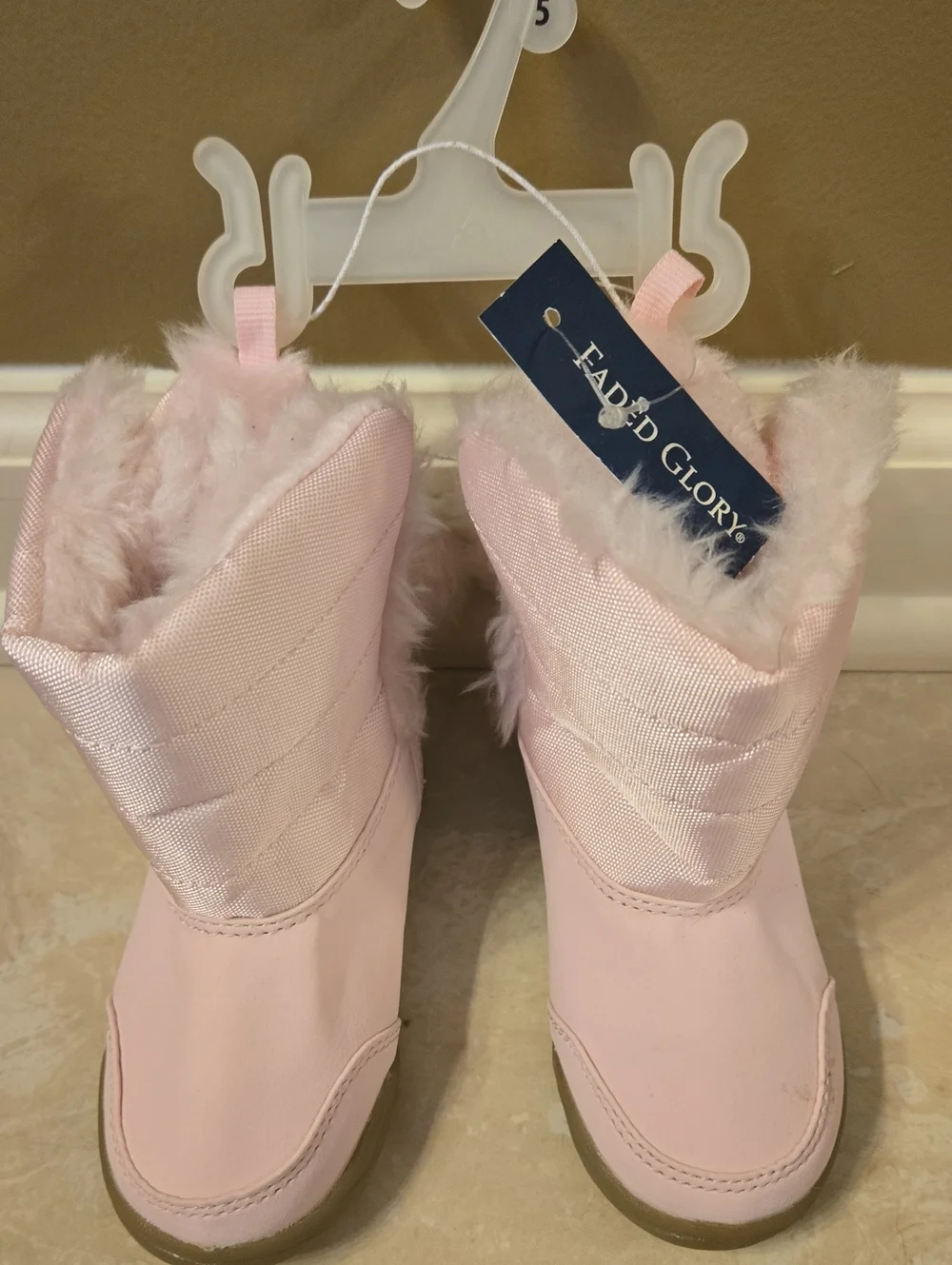 NWT Faded Glory Light Pink Faux Fur Quilted Boots INFANT 5